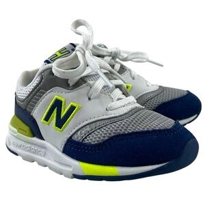 New Balance Kids 997H Running Athletic Shoe Sneakers Extremely Light Wear Sz 6